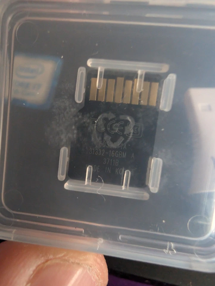 Lexar Micro SD Card Reader + 16gb class 10 micro SD, please read description - Image 3 of 4