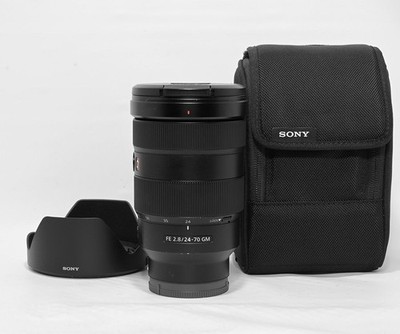 Sony FE 24-70mm f/2.8 GM G Master Objektiv SEL2470GM Hervorragend mit Haube v...