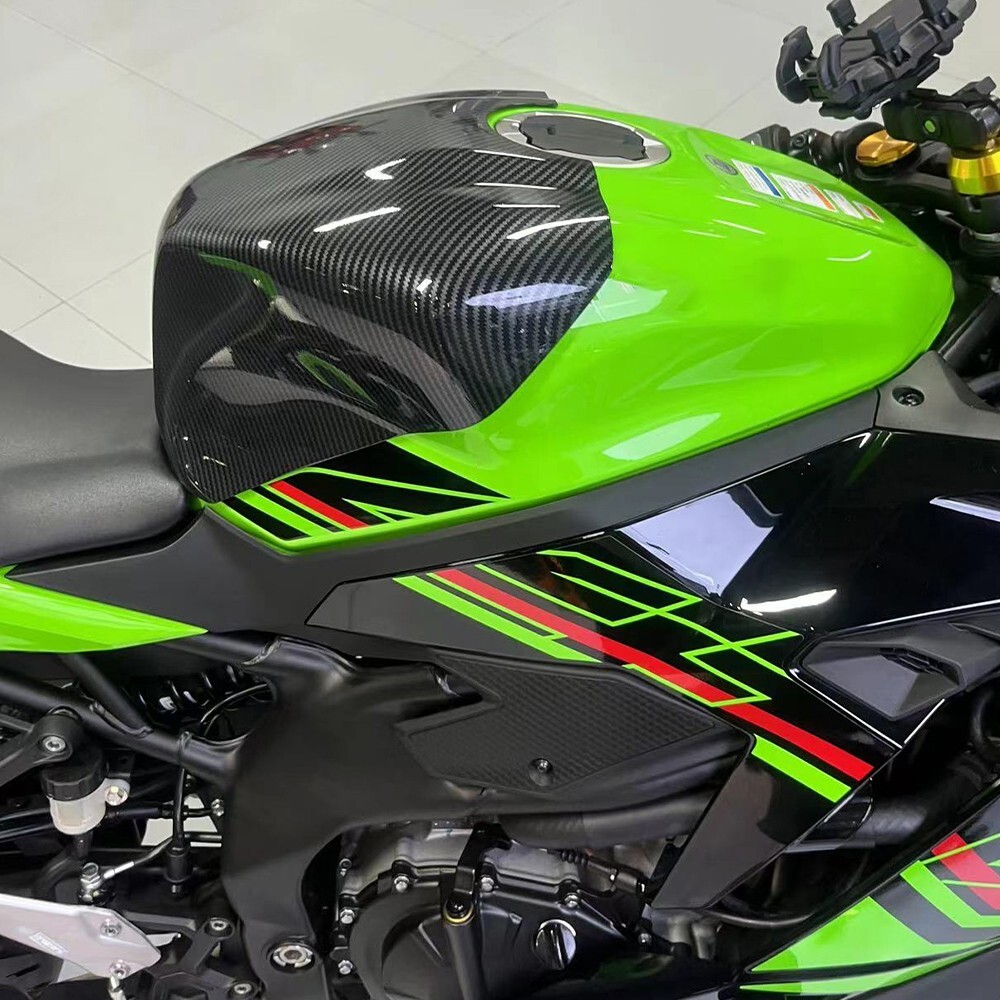ZX25R/ZX4R 2022〜23 カーボンダッシュボードパネル Kawasaki ZX10R ZX