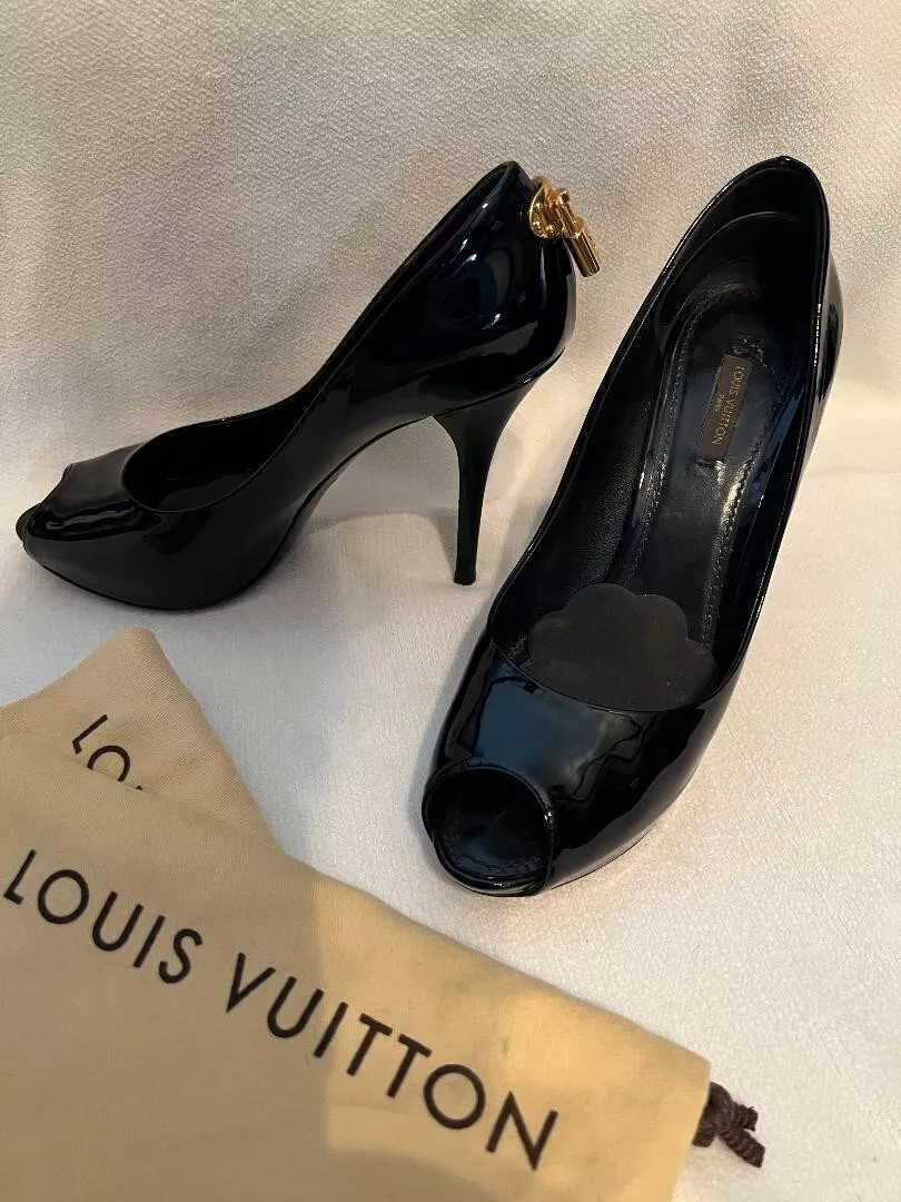 Louis Vuitton Black Patent LV Lock Peep Toe Oh Really! Shoes EU Sz 40 High  Heel