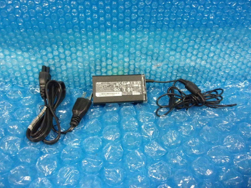  Adaptador de corriente alterna Acer A11-065N1A 1 19V 3.42A 65W Foto 3 de 4