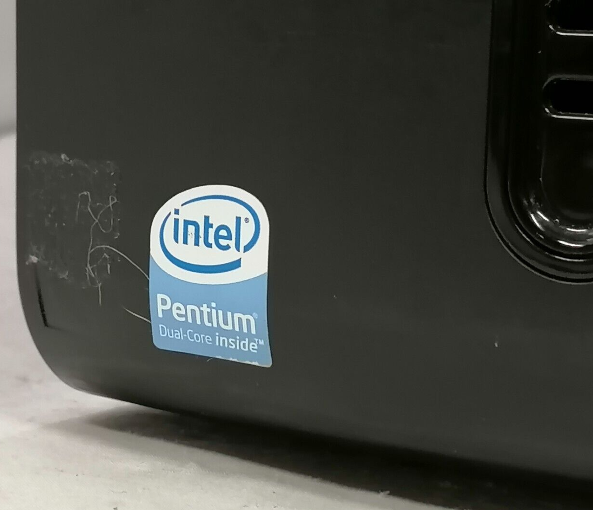 Dell Vostro 200 (Core 2 Duo E8600/8 GB RAM/512 GB SSD) - Windows