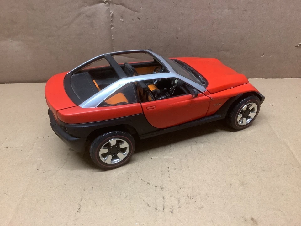 1999 Matchbox Jeep Jeepster Concept Car Red Diecast 1:18 Scale Motor Trend USED - Image 4 of 4