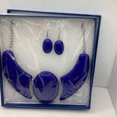 Stunning Blue Chroma Earrings And Necklace. 18-22 Inches In Stainless Steel