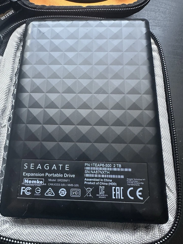 Seagate Expansion Portable Drive 2TB USB 1TEAP6-500 WD Element wdbuzg0010bbk 1TB - Image 2 of 3