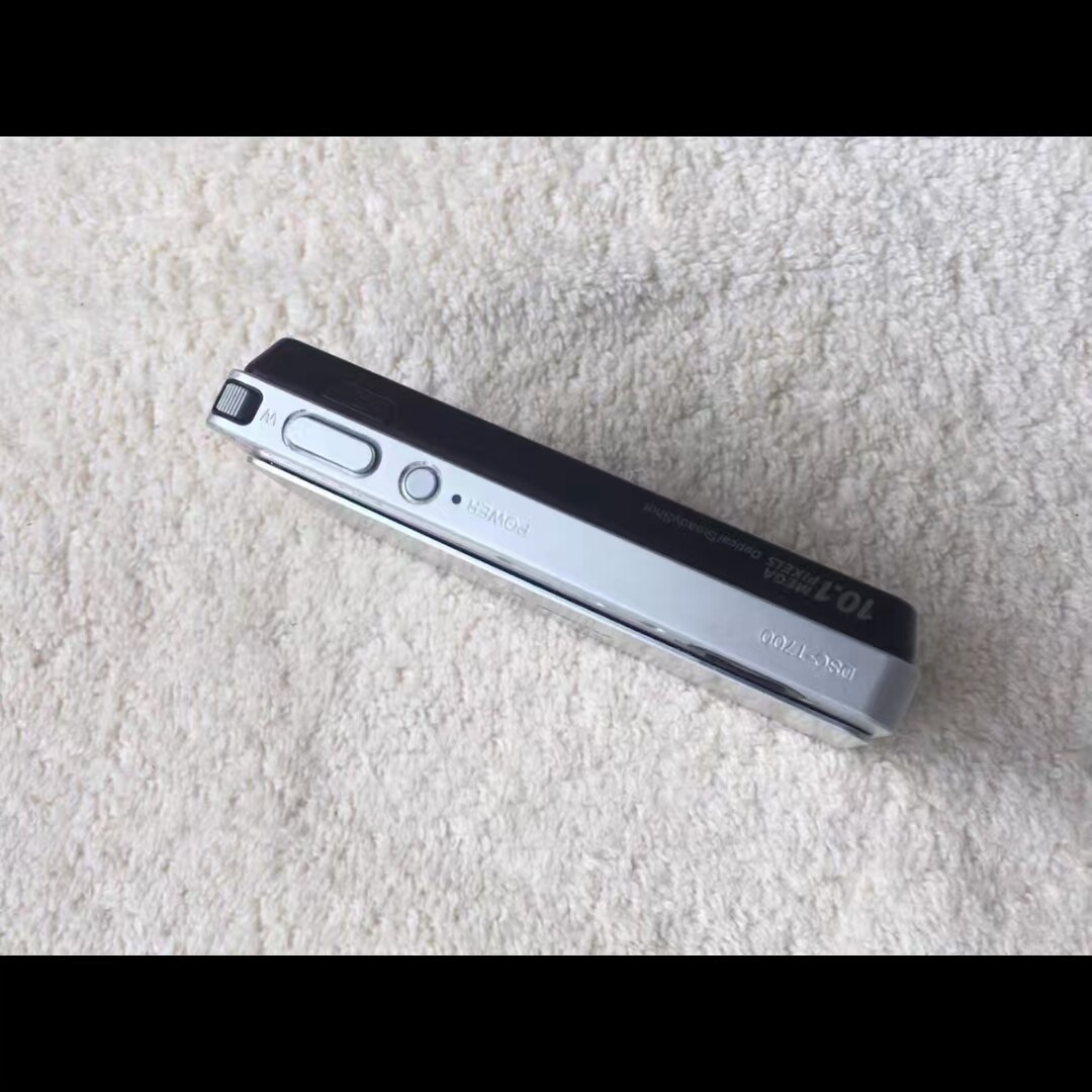SONY Cyber-shot DSC-T700 10.1MP CCD Vintage Digital Camera