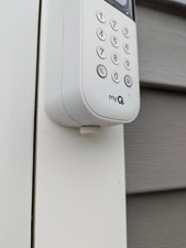 Quick Thumb Screw for MyQ Smart Garage Video Keypad