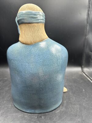工芸品 Navajo  pottery  black jack Jack Black~ Navajo Pottery ~ Seated Man ~ Sculpture ~ 1985