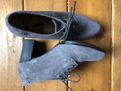 Clarks 6 NWOB Araya Hale Women's Gray Leather Oxfords Lace-ups