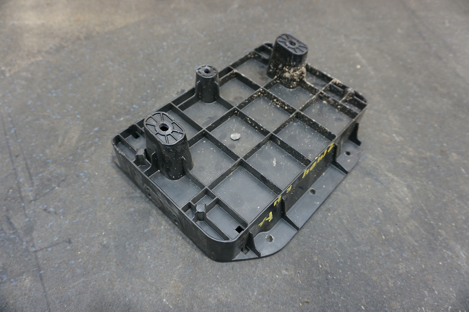 Air Cleaner Box Base OEM 11M0419CP McLaren 650S Spider 2016