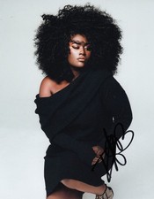 Peacemaker: Danielle Brooks HAND Signed 10x8 Photo SEE VIDEO PROOF [19629]