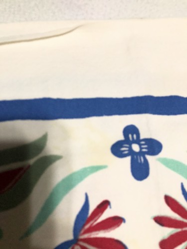 Vintage SIMTEX 50 x 50 Cotton Pennsylvania Dutch Print Tabelcloth **READ** - Picture 10 of 23