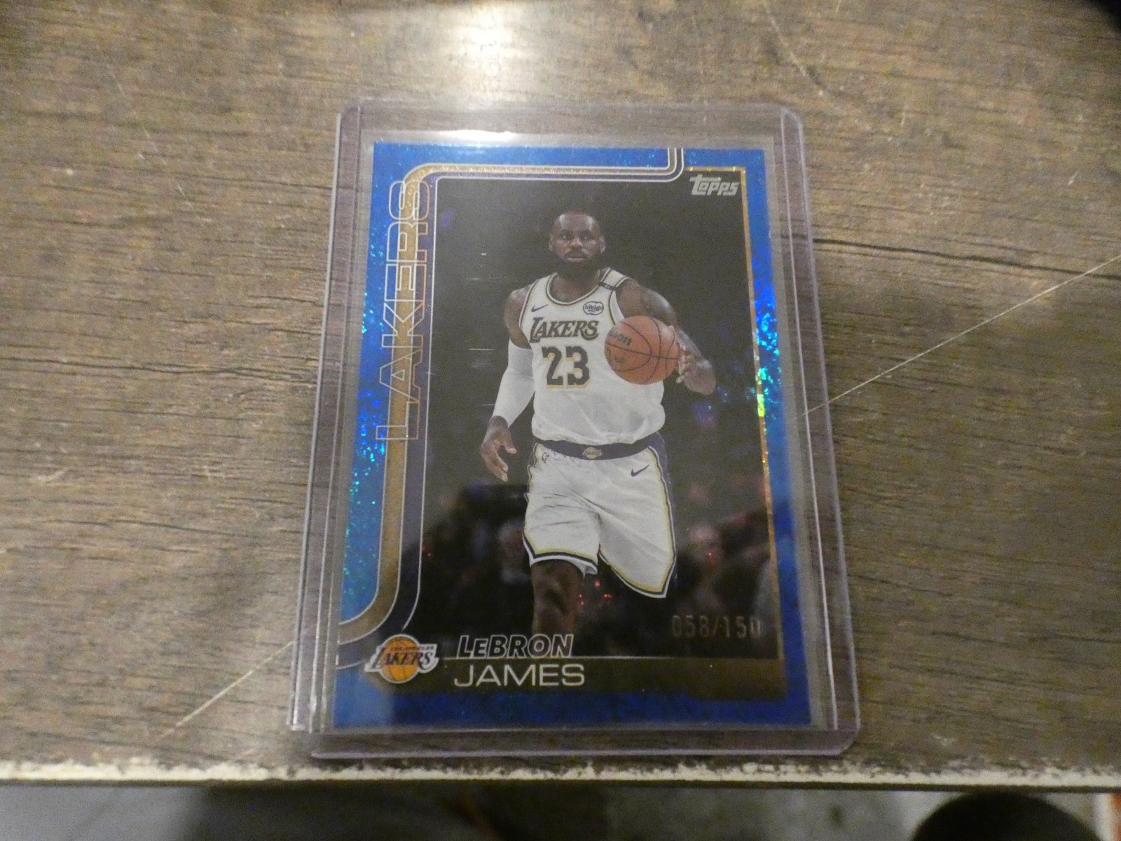 2025-26 Topps Basketball Blue Sand Glitter /150 LeBron James Los Angeles Lakers