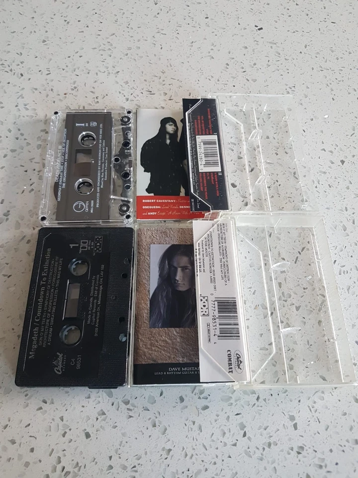 2 cassettes Megadeth Countdown To Extinction 1992 Death Angel Act III 1990 - Image 2 of 3