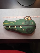 wooden folk art trinket/jewelry box shaped like an alligator or crocodile