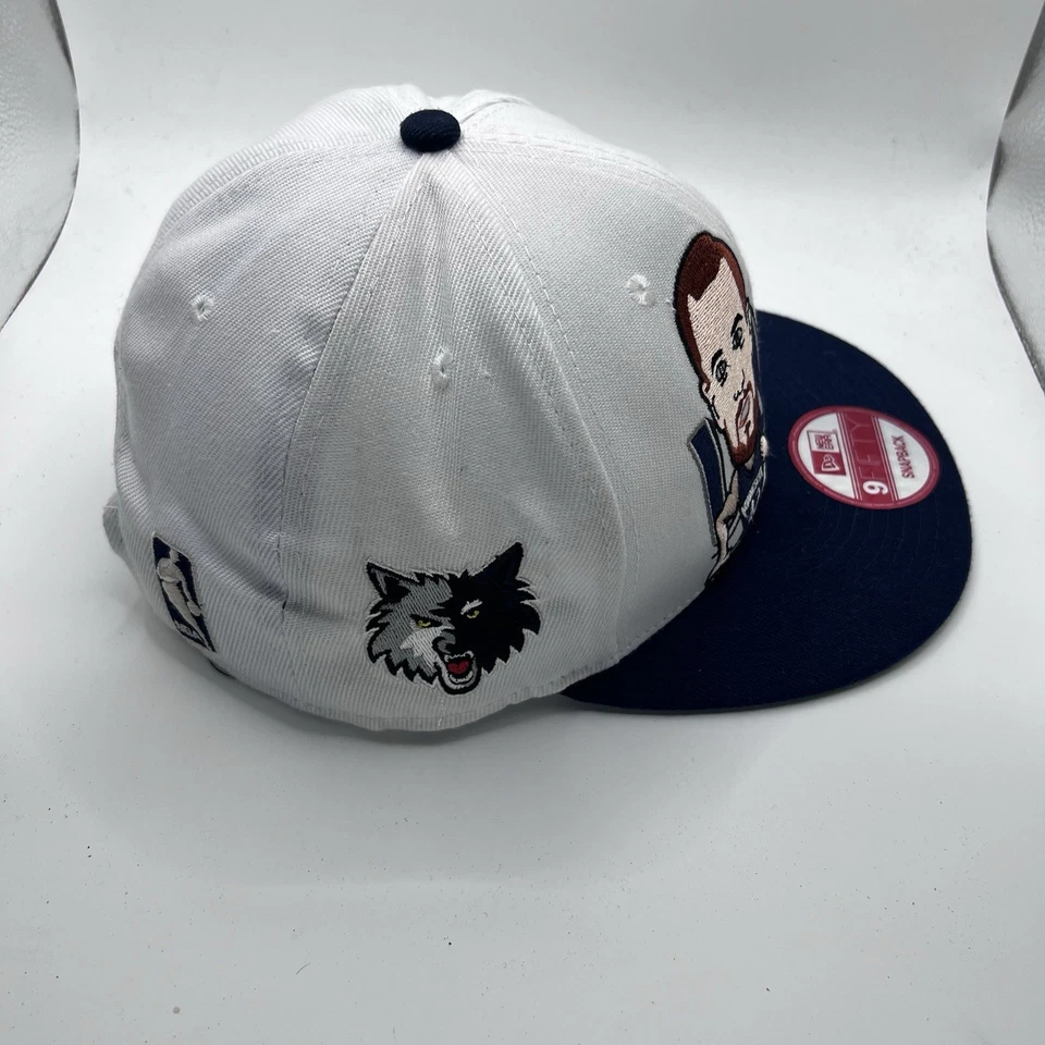 RARO NUEVO ERA Minnesota Timberwolves Kevin Love SnapBack Azul Marino Blanco Sombrero Gorra Foto 4 de 4