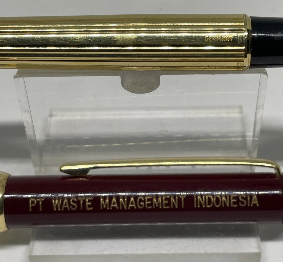 Pluma Estilográfica TED LAPIDUS París Oro F/ Borgoña “PT Waste Management Indonesia” Foto 4 de 4