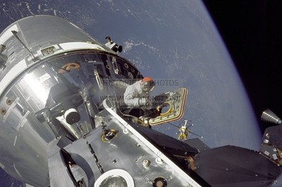 APOLLO 9 DOCKED COMMAND AND LUNAR MODULE IN EARTH ORBIT 1969 4X6 POSTCARD PHOTO