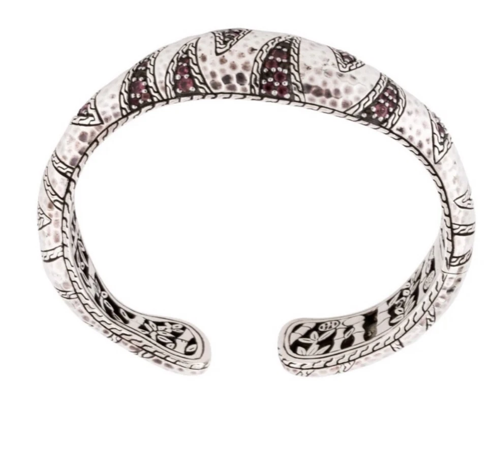 John Hardy Palu Macan SS with Black Sapphire Hammered Kick Cuff Bracelet - Image 2 of 4