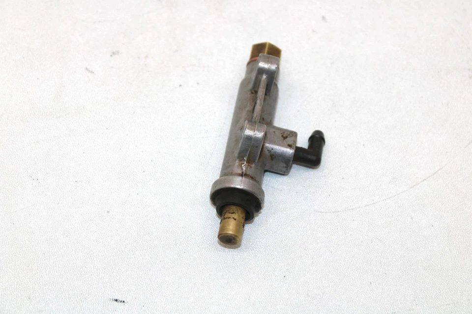 Polaris Sportsman 500 2004 OEM cilindro maestro de freno trasero 1910301 1911113 AP129 Foto 4 de 4