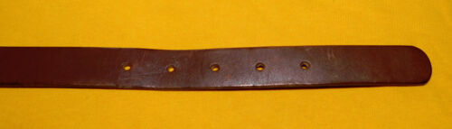 BOY'S CREWCUTS MADE IN U.S.A. LIGHT BROWN LEATHER SLIM BELT SIZE M - 26/65cm. - Picture 6 of 6