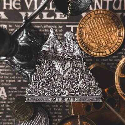 Wizarding Trunk Harry Potter Good V Evil Ministry of Magic Might Statue Pin NIP
