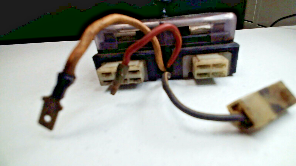 1970-1973 Datsun Nissan 240Z 1600 Bluebird 510 Fuse Box Power