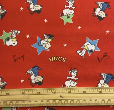 Fat Quarter Peanuts Snoopy Charlie Brown Hug Pup rot 100% Baumwolle Steppstoff