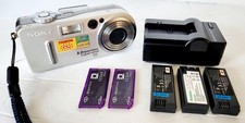 Sony Cyber-shot DSC-P7 3.2MP Compact Digital Camera Plus Extras Works Nice