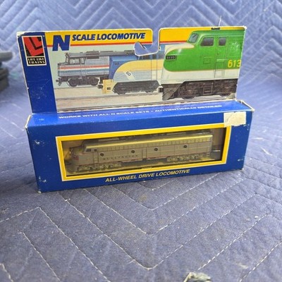 N Scale Life-Like E8 Diesel Loco 9941B Burlington CB&Q #7206
