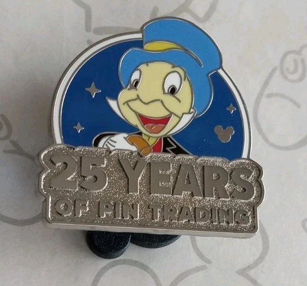 Jiminy Cricket 25 Years of Pin Trading 2025 Hidden Mickey DLR Disney Pin 170935