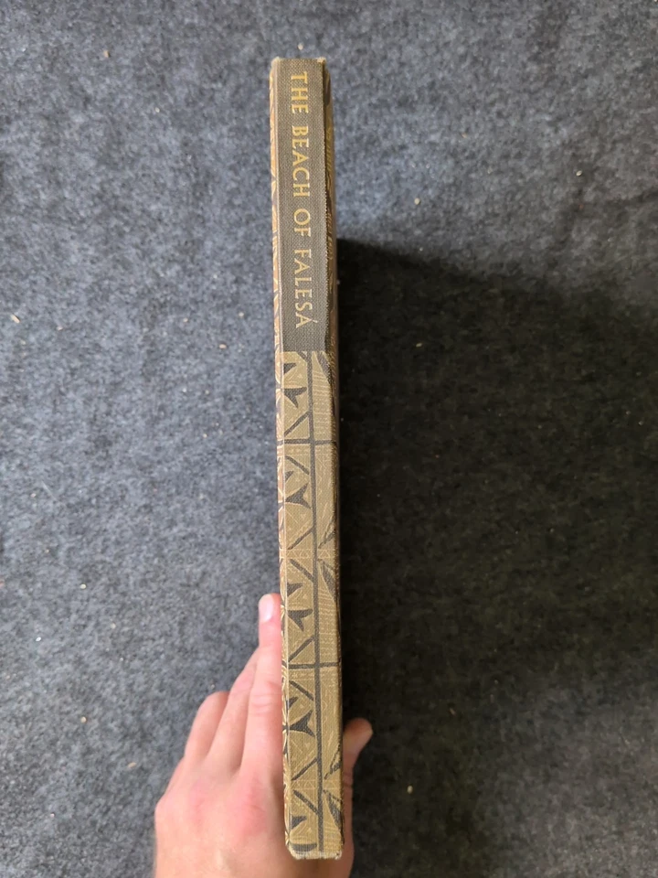THE BEACH OF FALESA  by Robert Louis Stevenson 1956 Heritage Press Edition. (U) Foto 2 de 4