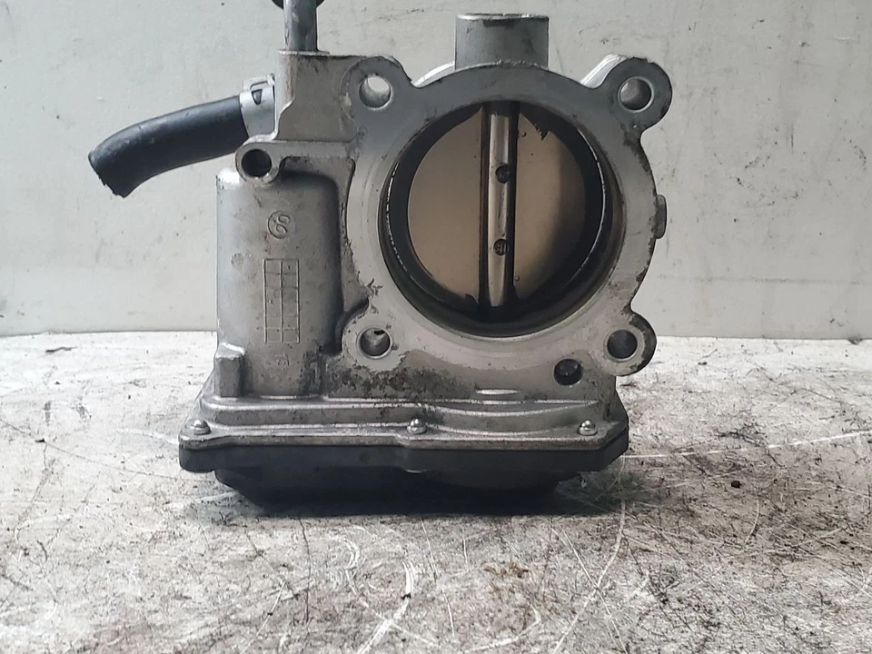 Hyundai Sonata 2016 carrocería de acelerador construida en Corea VIN K primer dígito 2,0 L Foto 4 de 4