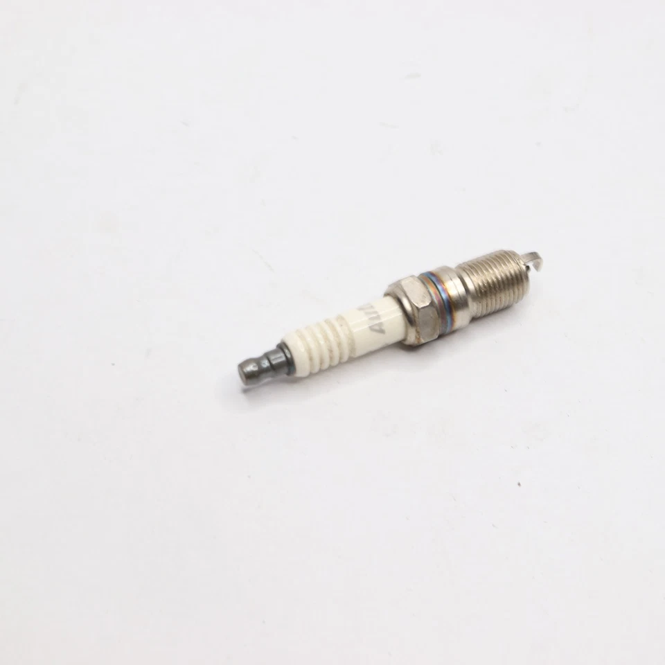 Bujía Autolite Platinum AP606 Foto 2 de 4