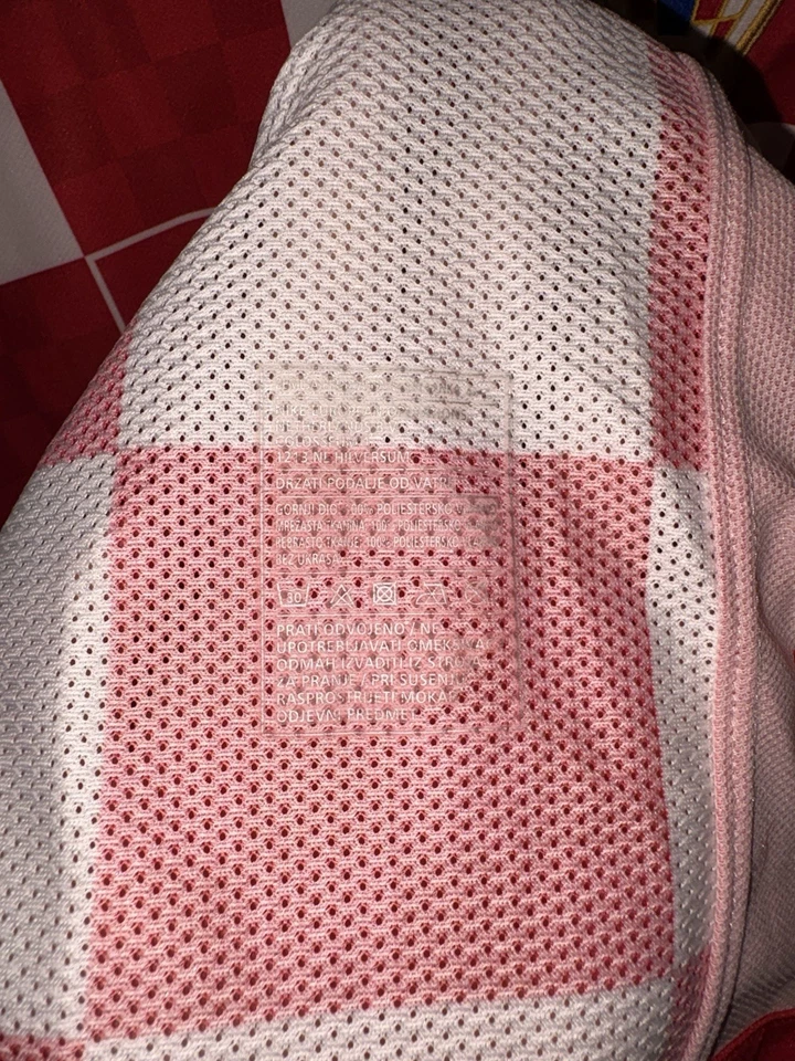 Croatia 2010-11 Player Version Jersey XXL - Image 3 of 4