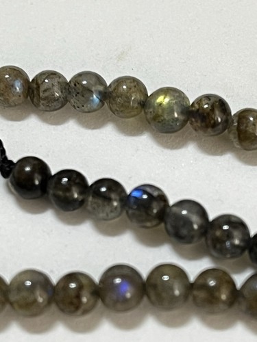 - Pietre Dure Forate a Filo - LABRADORITE sfera 4 mm 41 cm - Foto 2 di 3