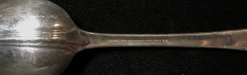 Cubiertos de plata de ley - Cuchara para servir flamenca Tiffany Foto 3 de 3