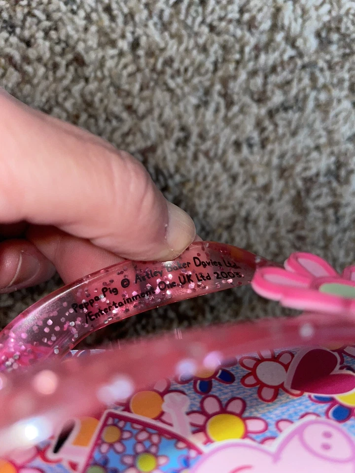 Peppa Pig toddler girl sz. 8 flip flops. Cute, fun - Image 3 of 4