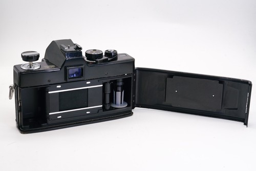 Raro cuerpo de cámara fotográfica negra Minolta SRT101 35 mm SLR solo con tapa nueva, ¡funciona muy bien! - Imagen 9 de 10
