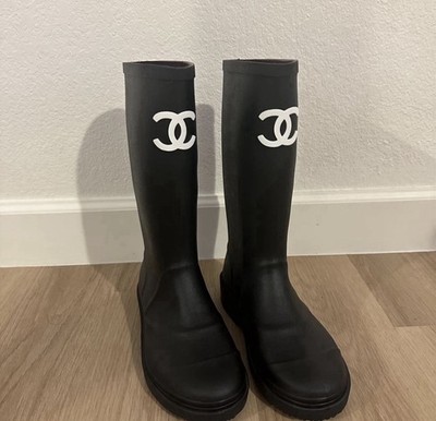 Black Rainboots Rubber