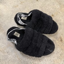UGG Fluff Yeah Slde Black Womens Sheepskin Slipper Sandals Size 8 1095119