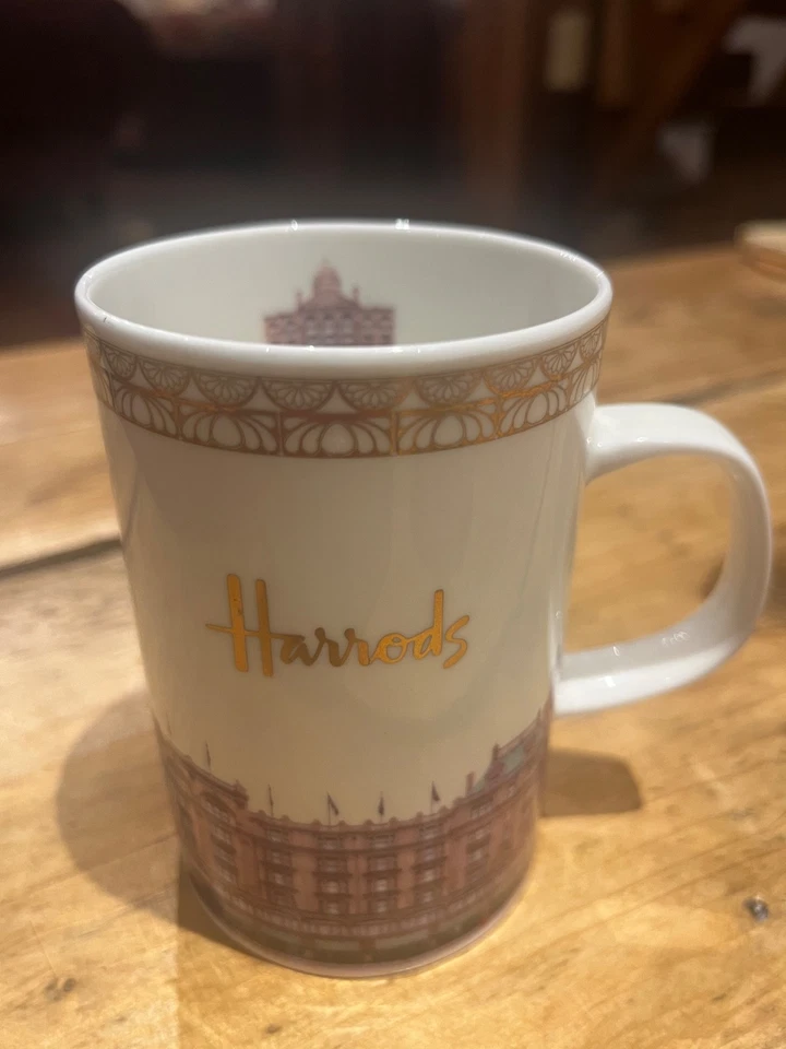 bone china Harrods mug with gold lettering and Harrods store - Image 2 of 4