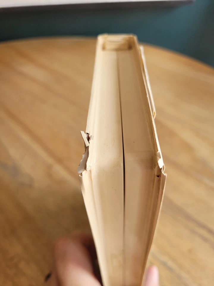 Disney The Fox & the Hound VHS Video Tape Black Diamond Classics Clamshell Case - Image 4 of 4