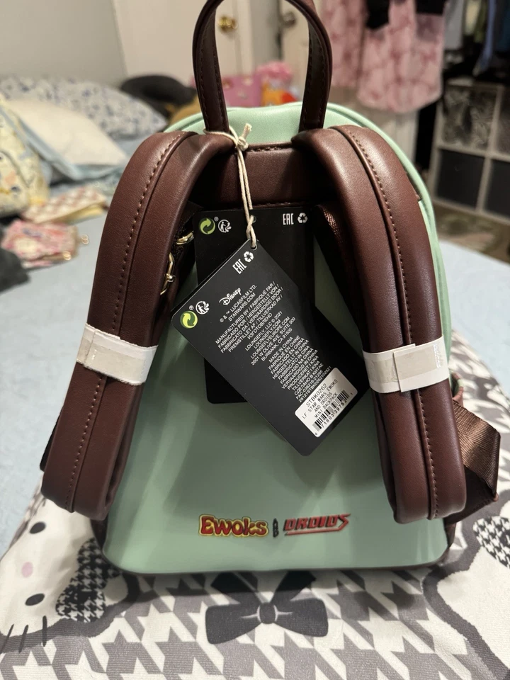 Mini Mochila Loungefly Disney Star Wars Ewok Y Droides, Nueva Foto 4 de 4