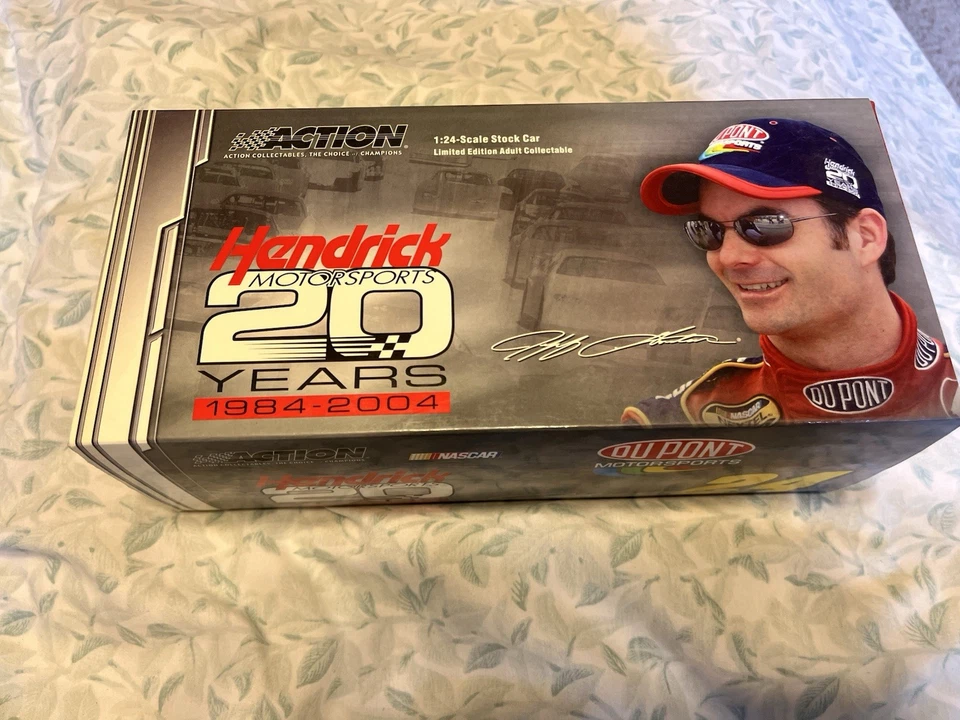Jeff Gordon #24 Dupont / HMS 20 aniversario 2004 Monte Carlo escala 1:24 Foto 3 de 3
