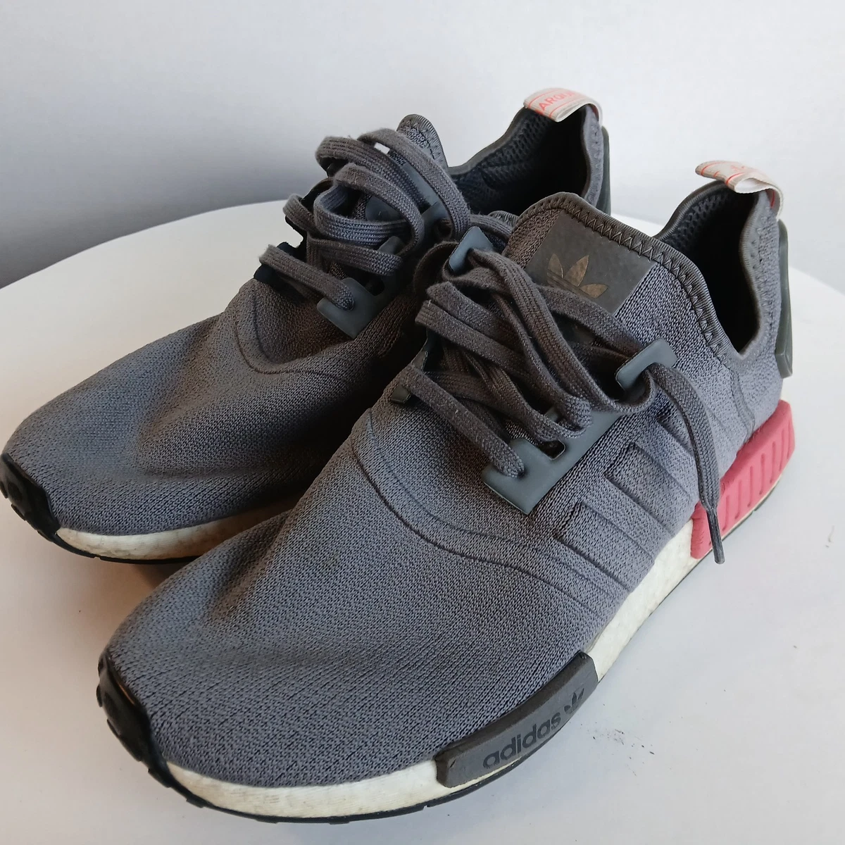 Las mejores ofertas en adidas NMD_R1 Grey Red | eBay Las mejores ofertas en adidas NMD_R1 Grey Red | eBay