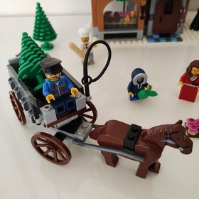 LEGO Creator Winter Village Bakery 10216 In 2010 used Retired #1712