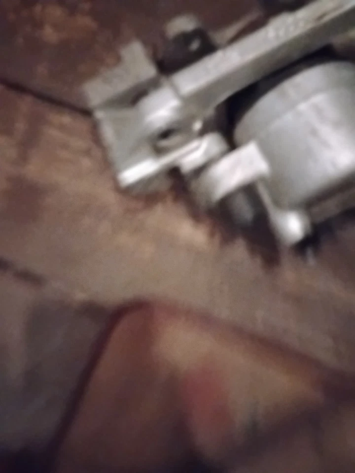 Pinza de freno Dodge Caravan 02' nueva intercambiable con Plymouth Foto 4 de 4