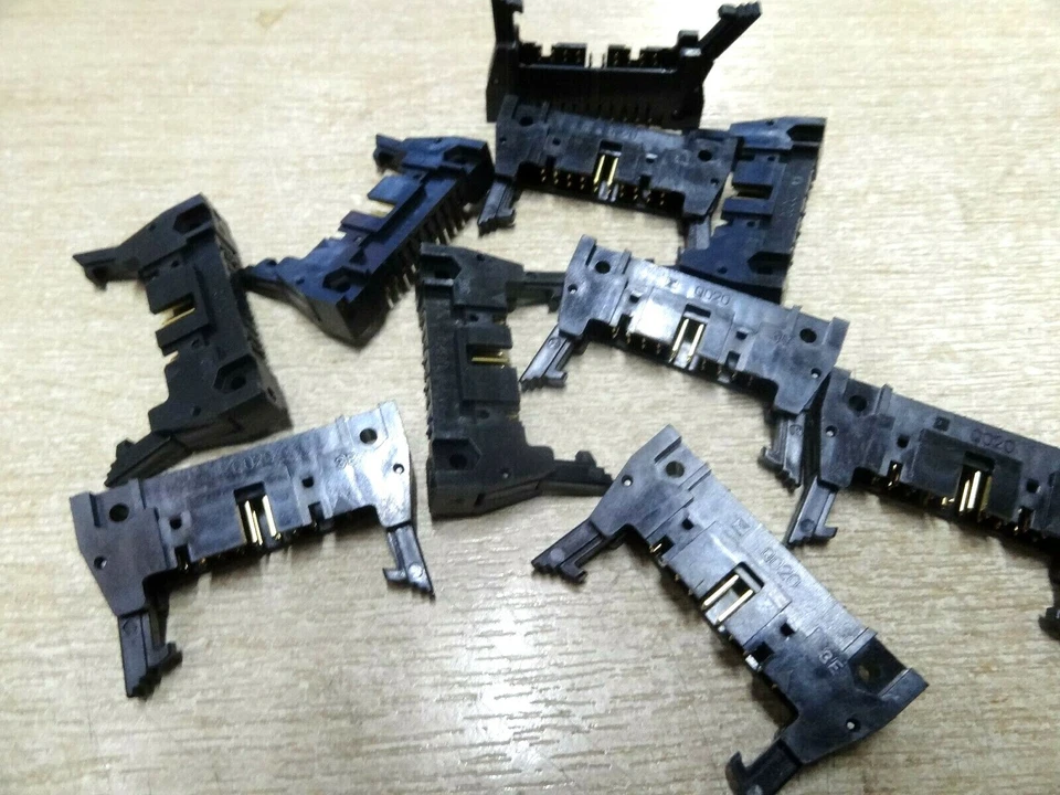 10X Fujitsu 20 way right angle IDC PCB header plug FCN705Q020AUM  - Image 2 of 3