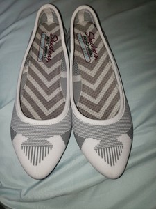 skechers air cooled flats